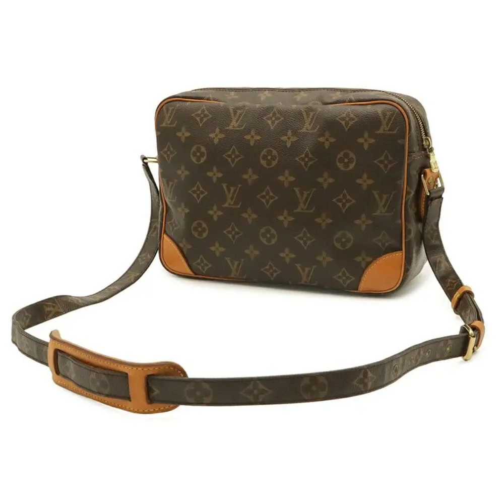 Louis Vuitton Nile Messenger Bag